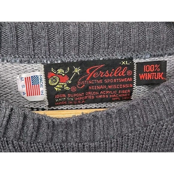 Classic Striped Dad or Grandpa Men's Sweater in Gray and Blue - Picture 5 of 8